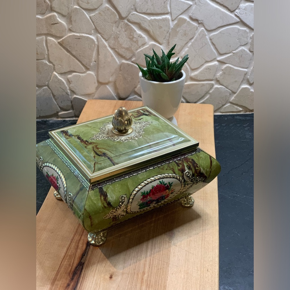 BLUE BIRD CONFECTIONERY | Green Marble and Floral Design Empty Footed Candy Tin